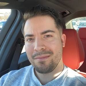 Meet your Posher, Christopher